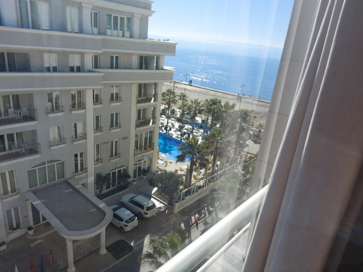 Bral Apartments 8 Two-Bedroom Beachfront دراس المظهر الخارجي الصورة