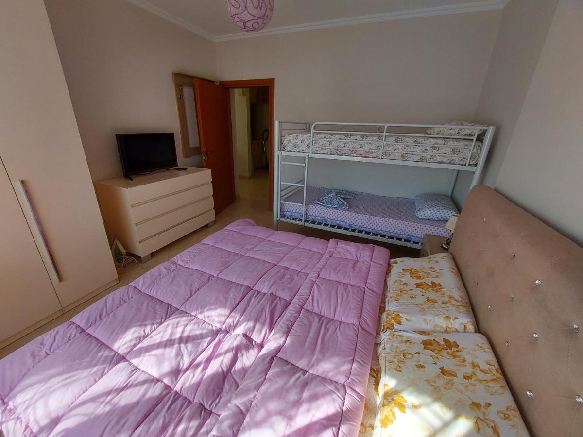 Bral Apartments 8 Two-Bedroom Beachfront دراس المظهر الخارجي الصورة