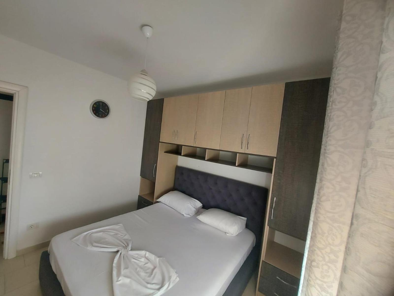 Bral Apartments 8 Two-Bedroom Beachfront دراس المظهر الخارجي الصورة