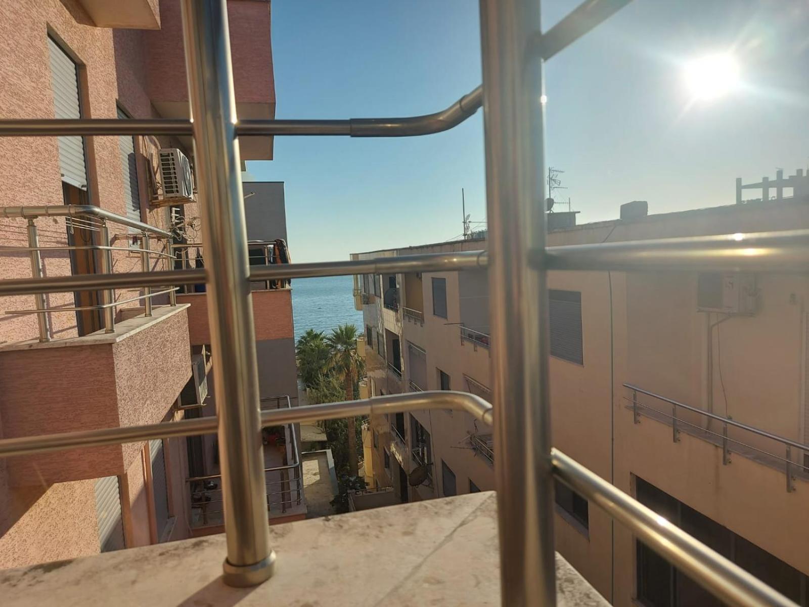 Bral Apartments 8 Two-Bedroom Beachfront دراس المظهر الخارجي الصورة