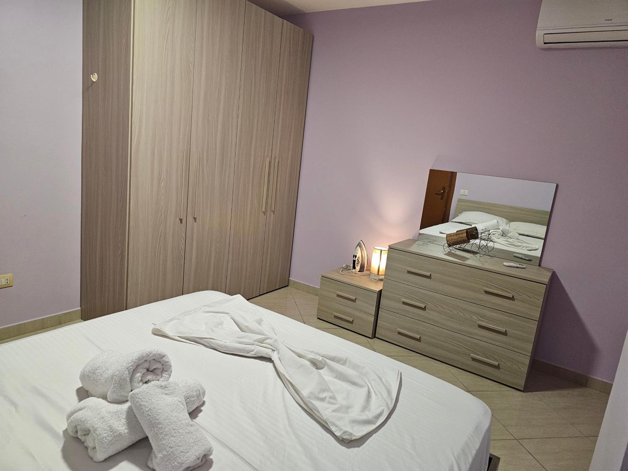Bral Apartments 8 Two-Bedroom Beachfront دراس المظهر الخارجي الصورة