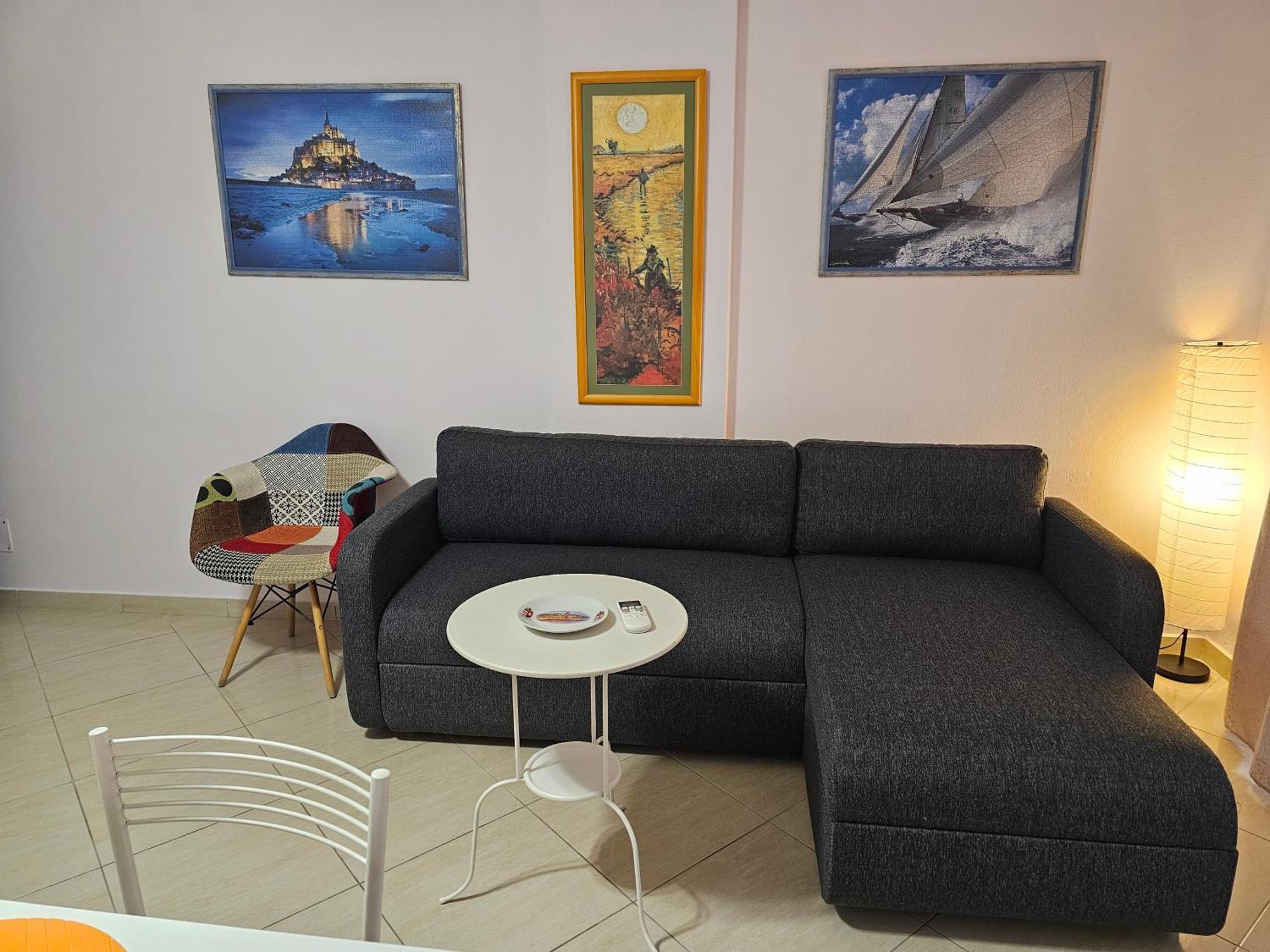 Bral Apartments 8 Two-Bedroom Beachfront دراس المظهر الخارجي الصورة